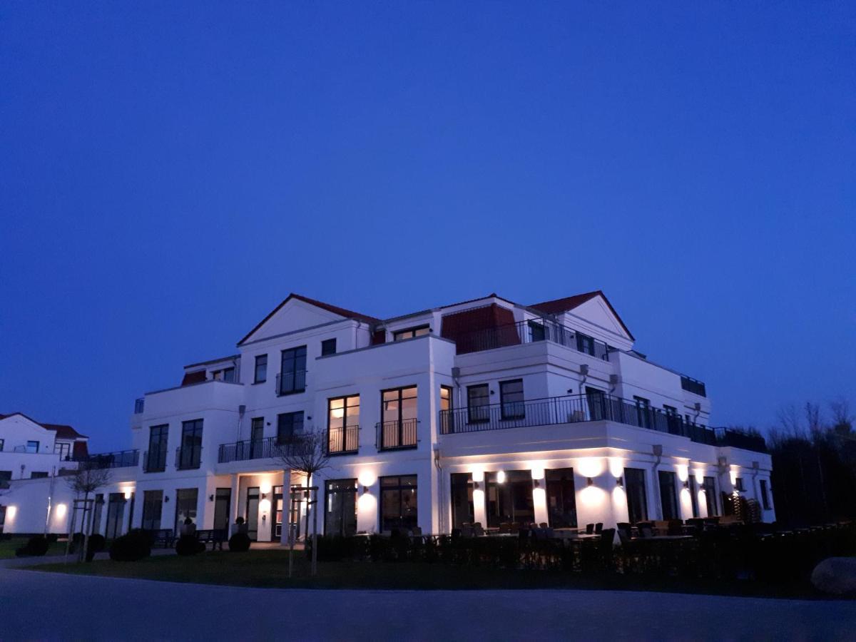 Avalon Hotel Bellevue Fehmarn Exterior photo