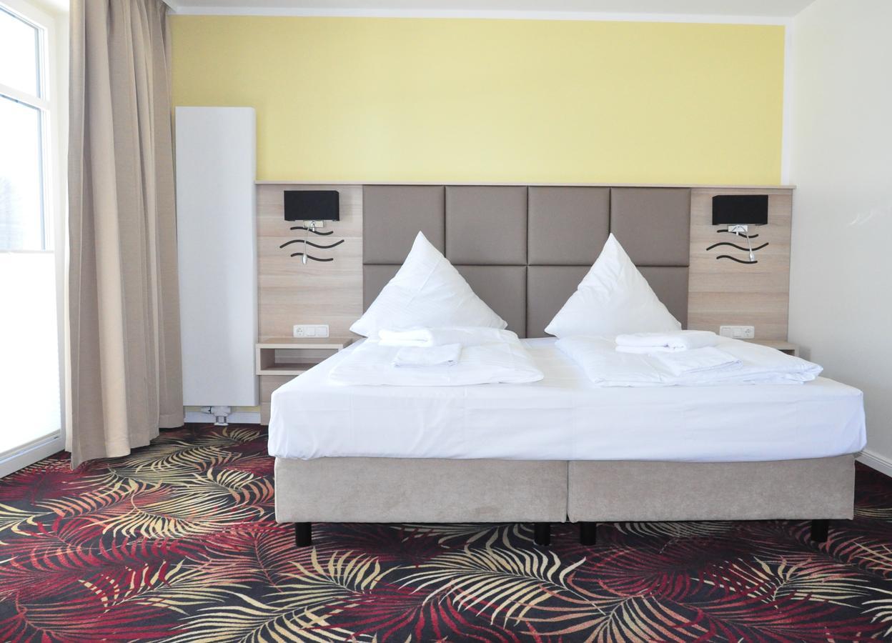 Avalon Hotel Bellevue Fehmarn Exterior photo
